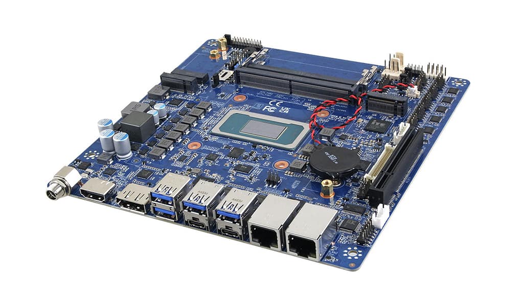 Intel-Panther-Lake-H-thin-mini-ITX-motherboard