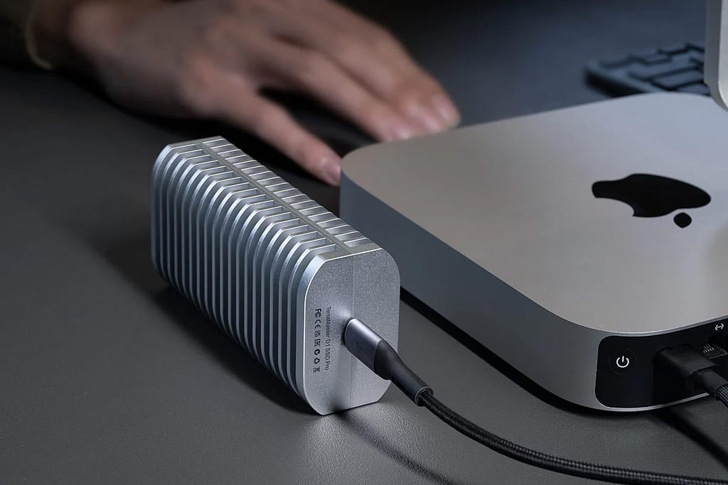 TerraMaster-D1-SSD-Pro-connected-to-MAC-Mini