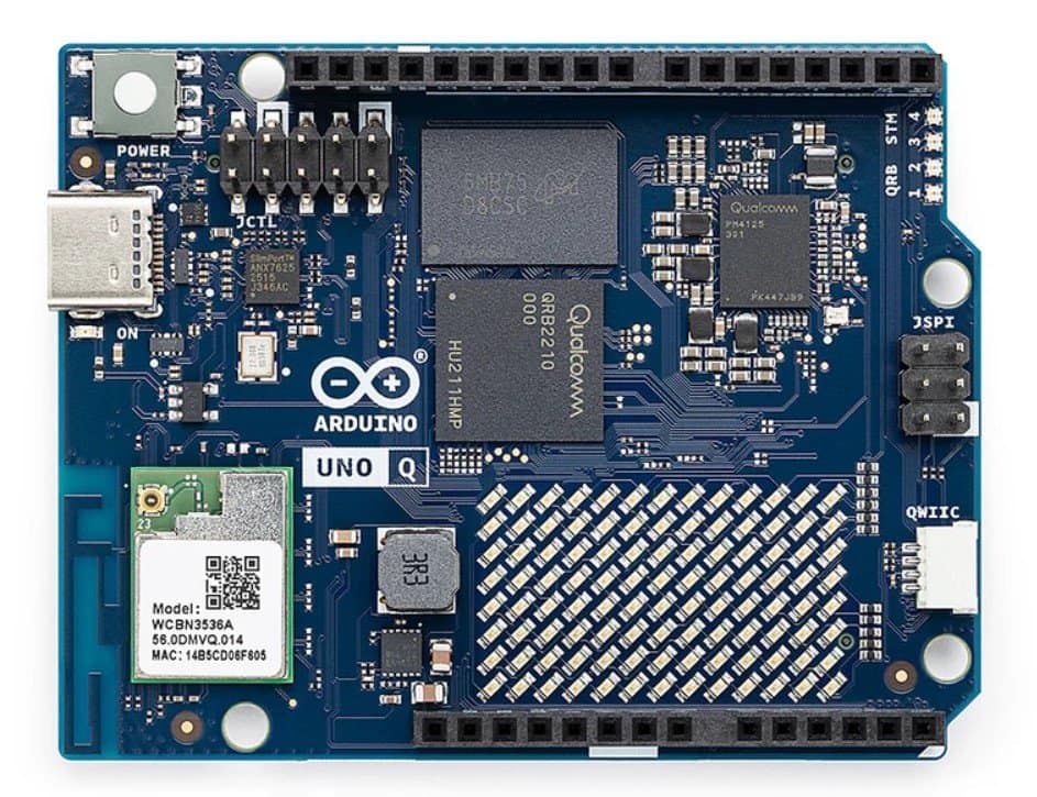 Arduino-UNO-Q-Top